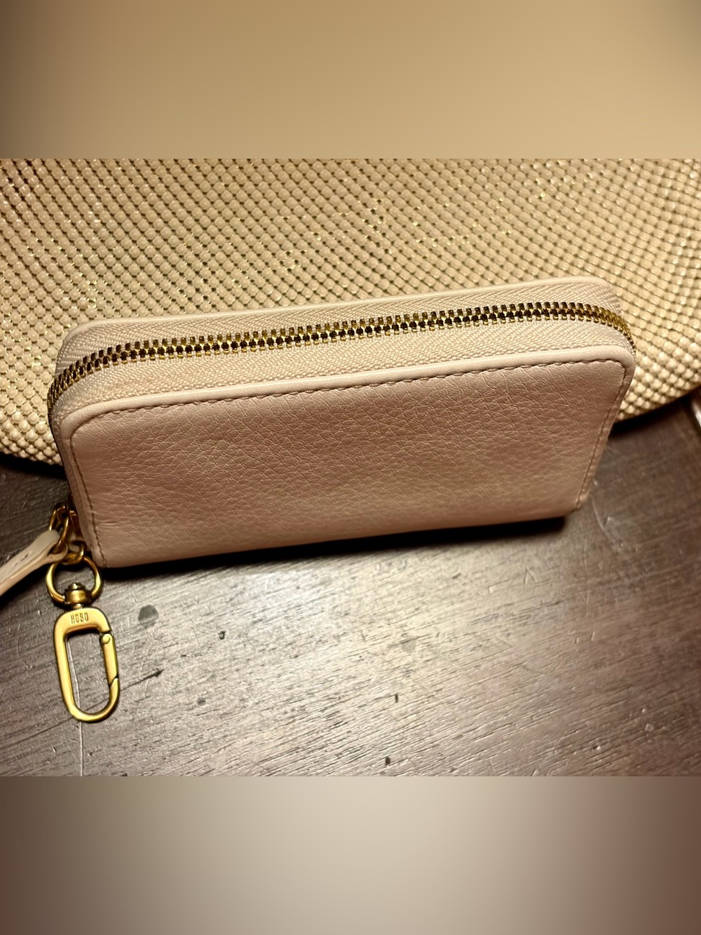 HOBO Move Clip Wallet Stone Pebbled Leather with Wanderlust Lining - Picture 4 of 8